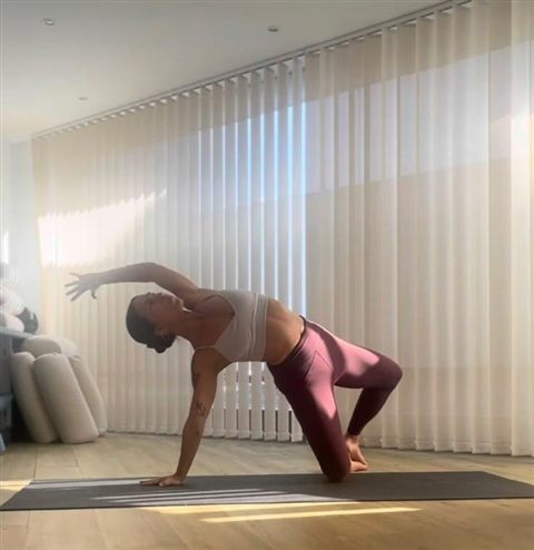 Yoga — Nomade Bis, Carnac